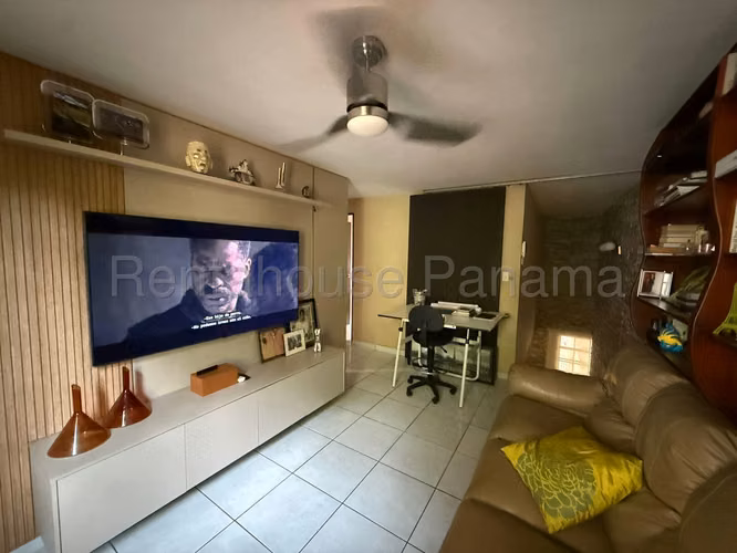 MB26-8880 Alquiler de Casa en Condado del Rey Casa Condado del Rey Solo Cliente Directo