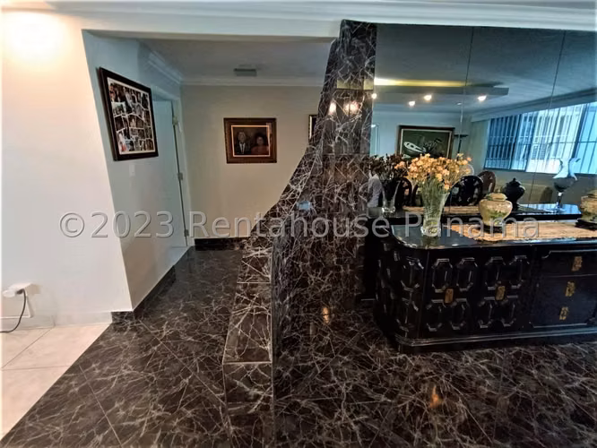Venta de Apartamento en Obarrio Ph Fiesta Solo Cliente Directo LFC