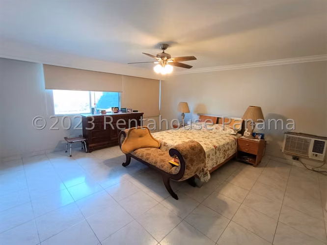 Venta de Apartamento en Obarrio Ph Fiesta Solo Cliente Directo LFC