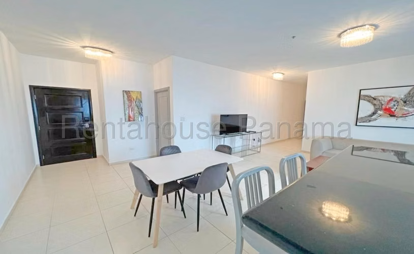 Venta de Apartamento en Avenida Balboa Ph Vista Marina NS