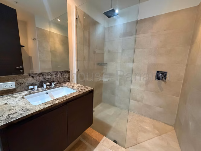 Venta de Apartamento en Punta Pacifica Ph TOC NS