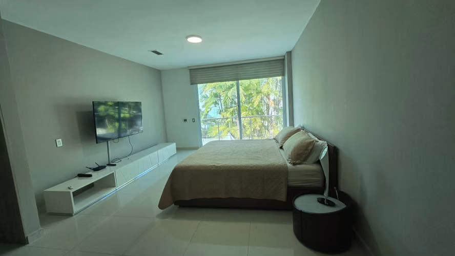 CASA EN COSTA SUR - 392M2 - 4 HABITACIONES - K.A