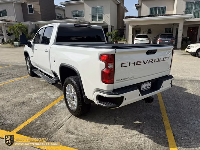 CHEVROLET SILVERADO V8 DIESEL