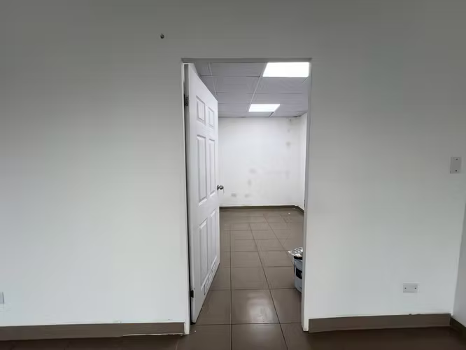 LOCAL EN VENTA – CONDADO MALL