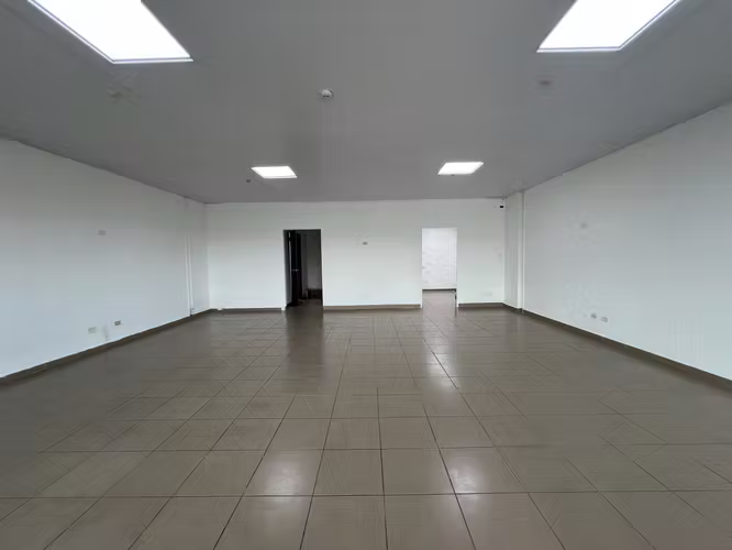 LOCAL EN VENTA – CONDADO MALL