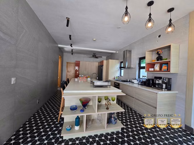 Casa de lujo en venta | Barrio Alto | Altos de Panama | D.D