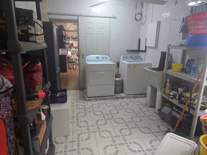 Se Vende Casa 213 m² en Residencial Santa Elena, Parque Lefevre