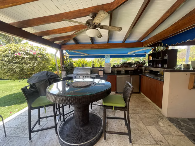 DECAMERON- TOWNHOUSE- VENTA