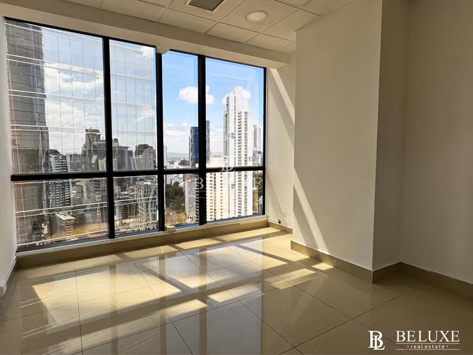 VENTA DE OFICINAS EN PLAZA BANCO GENERAL, CALLE 50 (21)