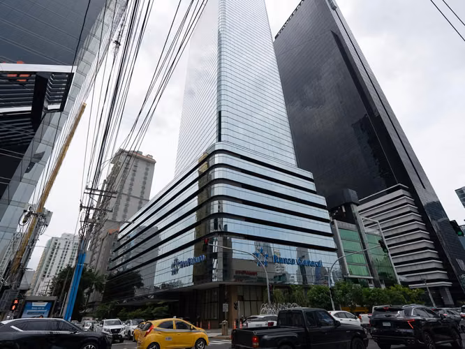 ALQUILER DE OFICINAS EN PLAZA BANCO GENERAL, CALLE 50 (21)