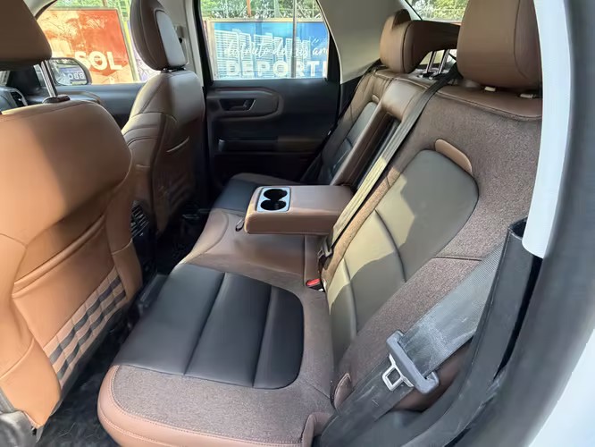 2025 Ford Bronco Sport Outerbanks 4x4 ( Solo 1500kms )