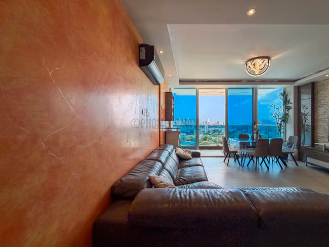 Apartamento en Alquiler en Dos Mares, Panamá – Amplio Apartamento de 140 m² con Balcón