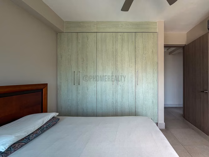 Apartamento en Alquiler en Dos Mares, Panamá – Amplio Apartamento de 140 m² con Balcón