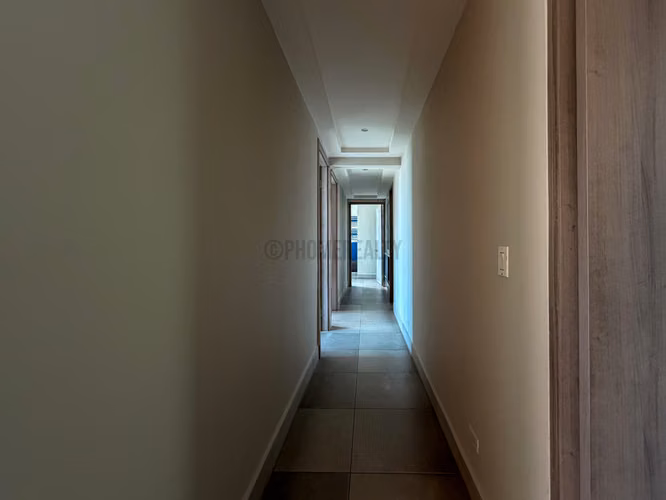 Apartamento en Alquiler en Dos Mares, Panamá – Amplio Apartamento de 140 m² con Balcón