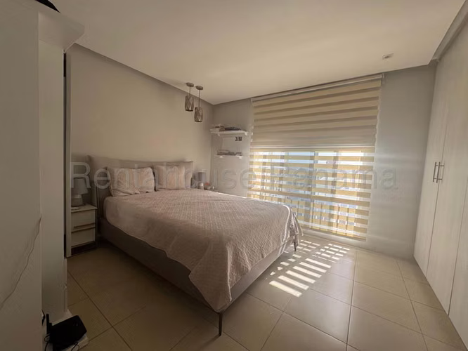Venta de apartamento en Torres de Versalles 26MVCH9122