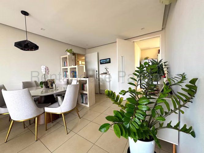 Venta de apartamento en Torres de Versalles 26MVCH9122