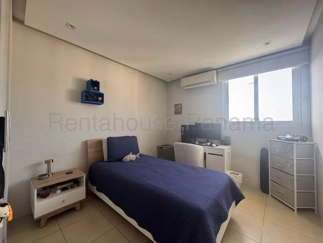 Venta de apartamento en Torres de Versalles 26MVCH9122