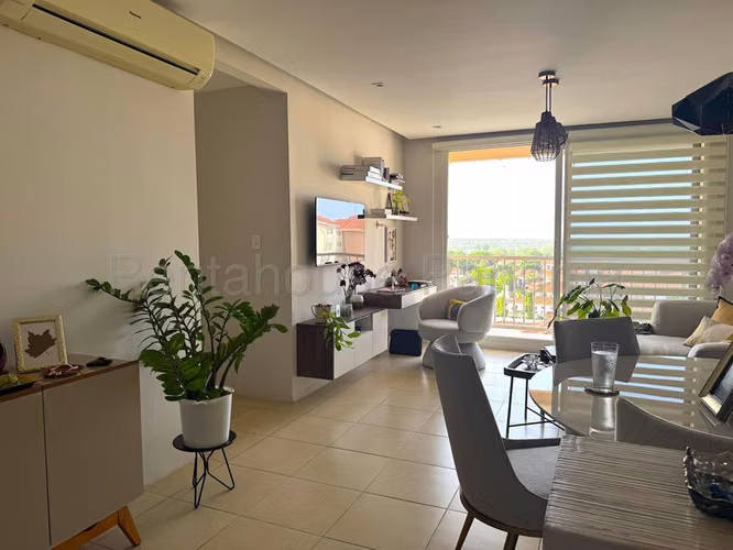 Venta de apartamento en Torres de Versalles 26MVCH9122