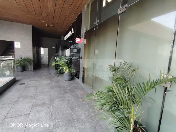 Local Comercial en Alquiler - 116m² en The Plaza, Coco del Mar. LU
