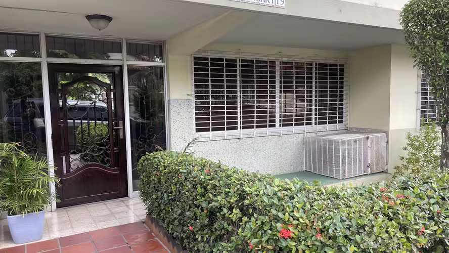 Oficina Amoblada, planta baja, San Francisco calle 65 $900.00