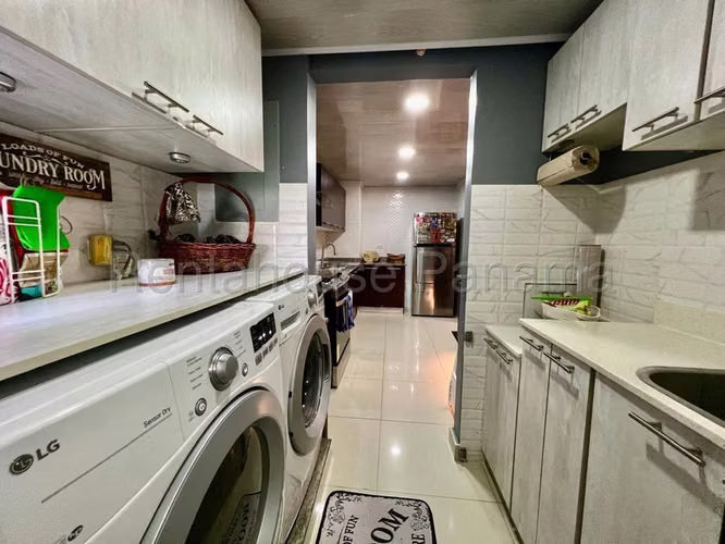 Apartamento en Venta en Condado del Rey JG