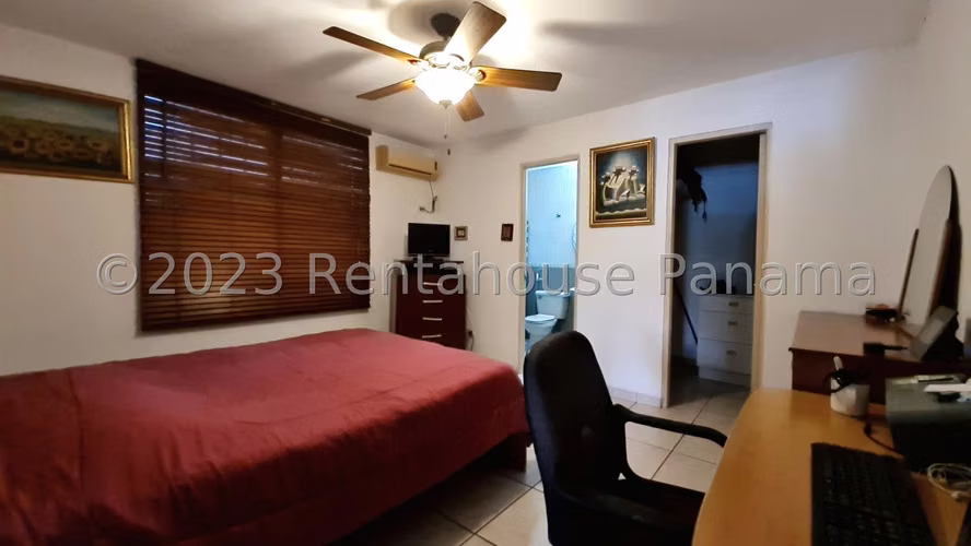 Casa en venta en Brisas del Golf EH