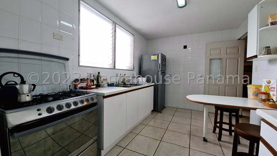 Casa en venta en Brisas del Golf EH