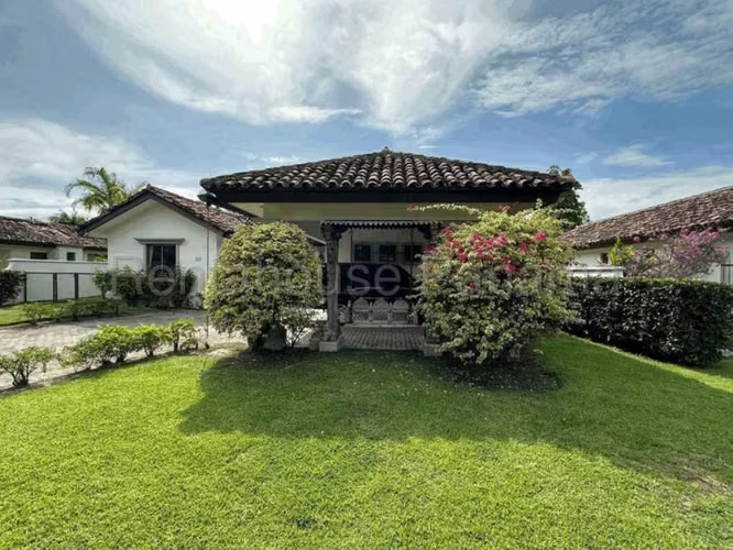 Casa en Venta en  Buenaventura JG