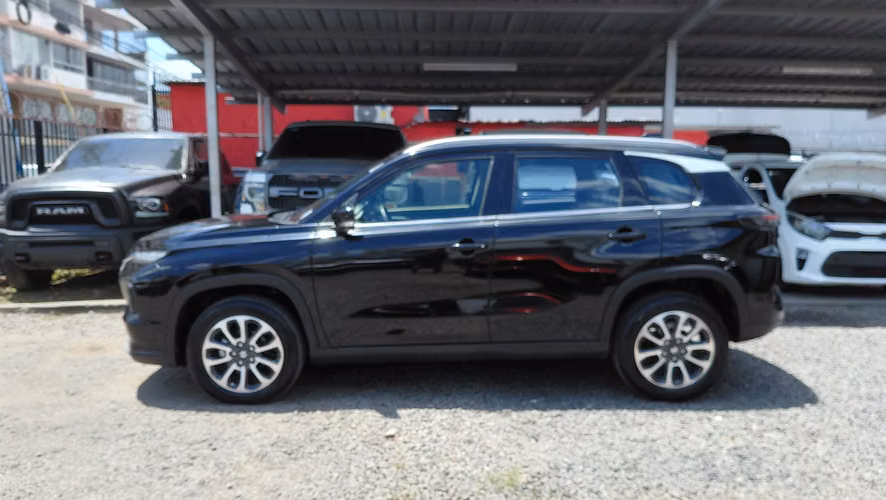 2026 Suzuki Grand Vitara GLX - solo 1115 km - Garantía de agencia - Imagen 6