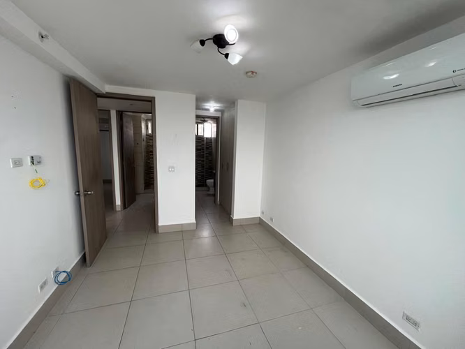 Se Vende Apartamento en Av. Ricardo J. Alfaro - Betania.