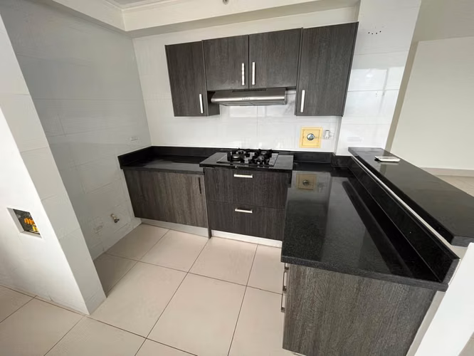 Se Vende Apartamento en Av. Ricardo J. Alfaro - Betania.