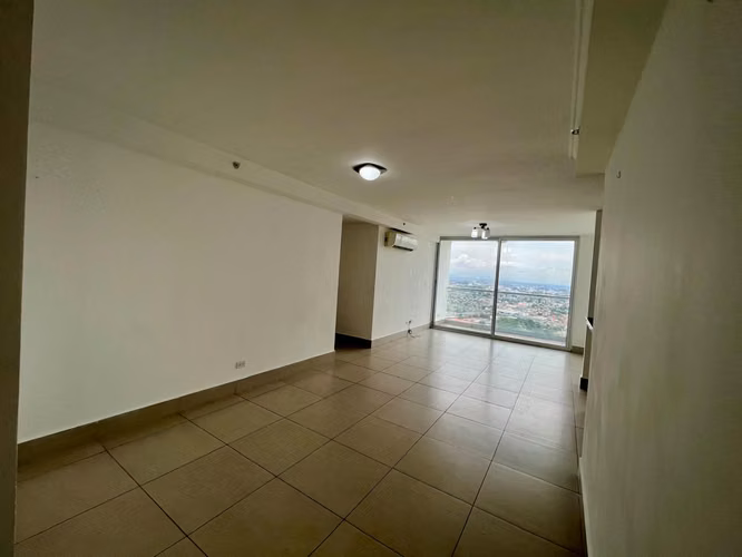 Se Vende Apartamento en Av. Ricardo J. Alfaro - Betania.