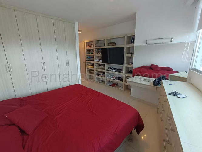 Se Vende Apartamento en San Francisco LA26-5604