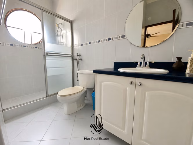 Casa con Piscina y Patio en Alquiler – PH Camino de Cruces - LH