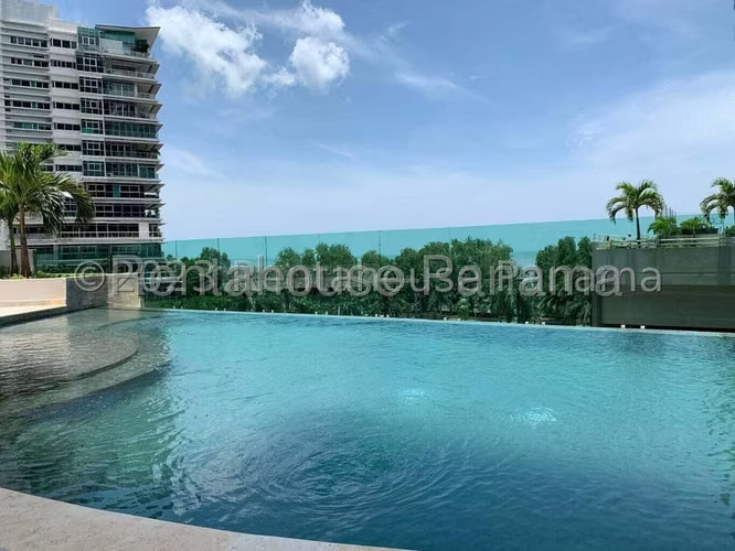 Apartamento en Alquiler en Costa del Este YM