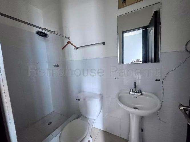 Venta de Elegante Apartamento en Punta Pacifica 26*8709Mfk