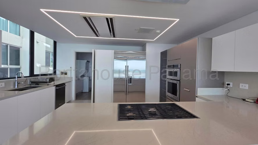 Espectacular apartamento en alquiler en OCEAN REEF ISLANDS. 27LDC770