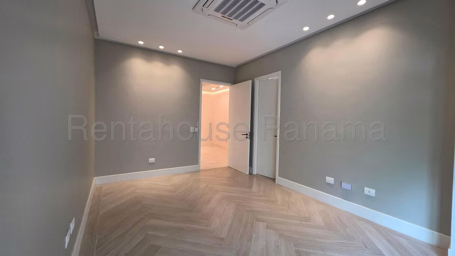 Espectacular apartamento en alquiler en OCEAN REEF ISLANDS. 27LDC770