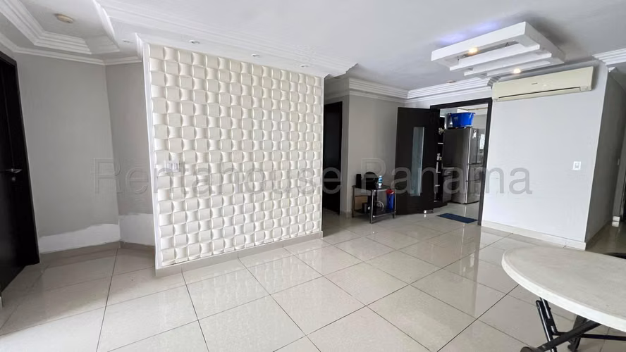 Venta de Acogedor y Espacioso Apartamento en Venta en Obarrio 26*4468Mfk