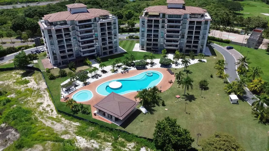 Luxury Ocean-View Condo in Casamar | Perlamar Ocean Residences
