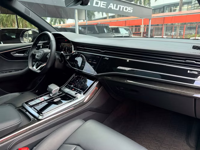AUDI Q8 SLINE - Imagen 8