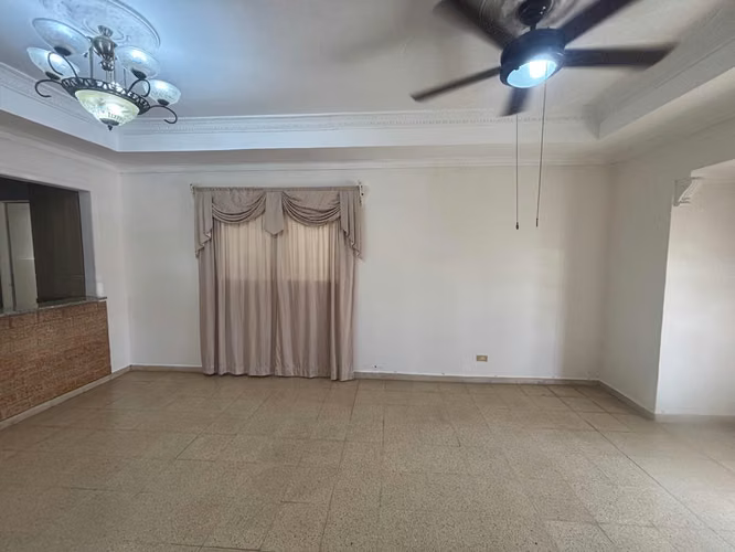 VENTA DE CASA EN SAN ANTONIO
