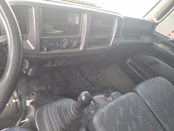 SE VENDE CAMION Hino Modelo FC 500 año 2011