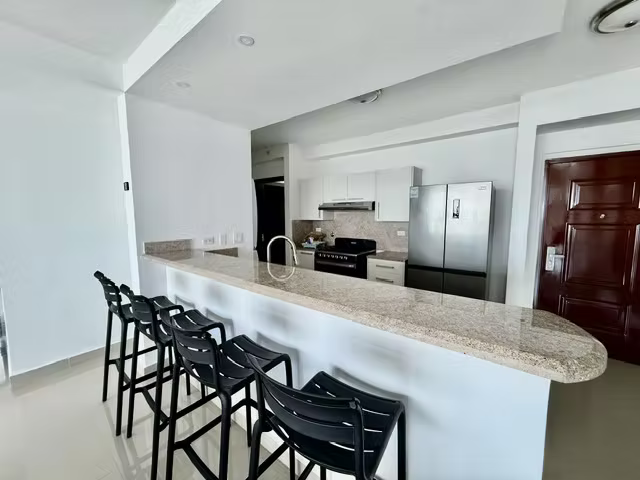 Alquiler de apartamento Amoblado en Costa del Este 3 Recamaras LH
