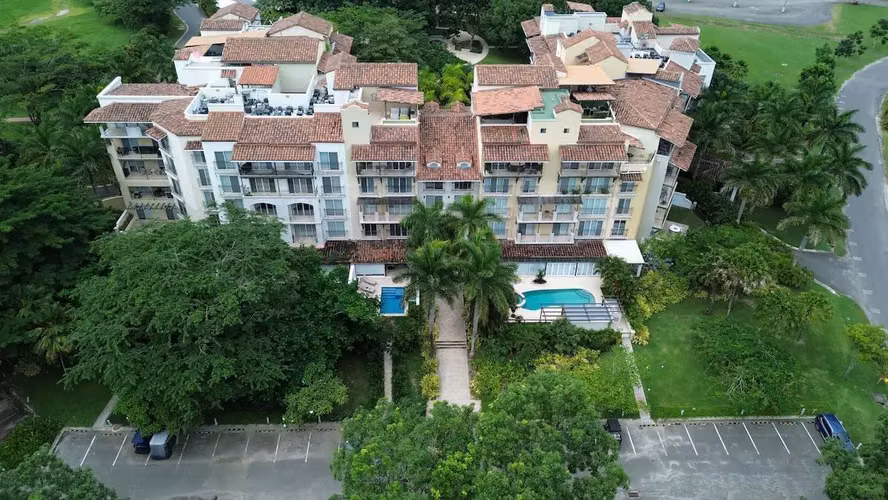 Se Vende Apartamento de Lujo con Piscina Privada – PH Puntarena Ocean Village,