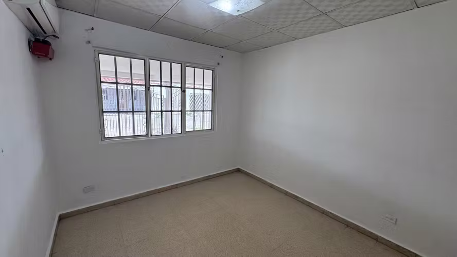 Casa en Alquiler en Chanis 26LDC8632
