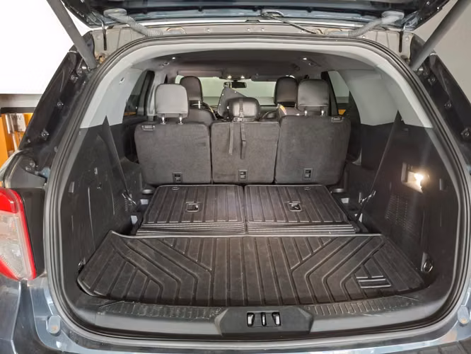 Ford Explorer XLT 2022 - Como Nueva, Solo 23,000 kms y Garantía hasta 2029