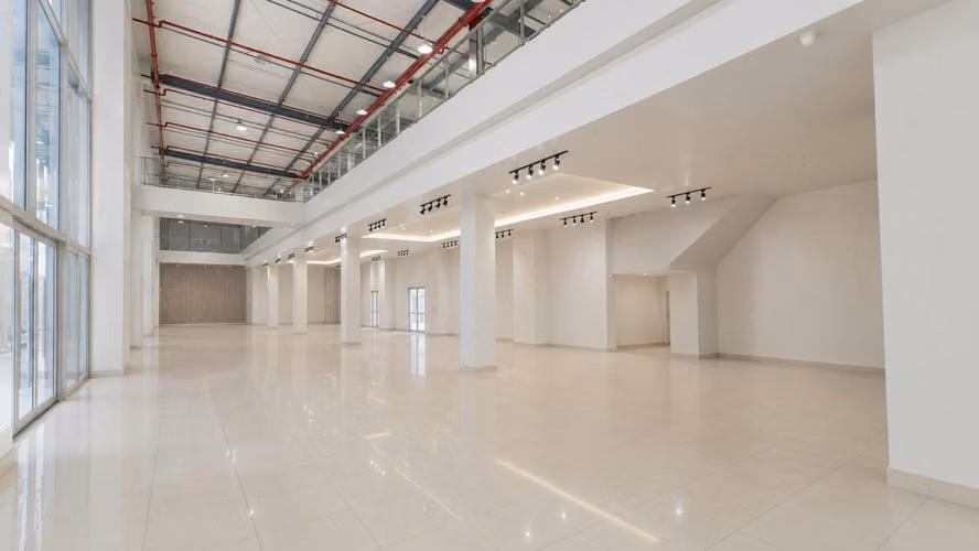 ALQUILO GALERA PARQUE INDUSTRIAL ZONA UNO TERMINAL INDUSTRIAL-P