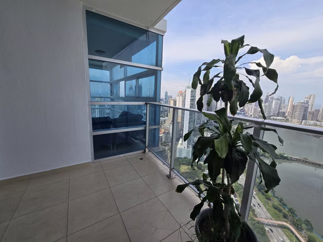 Apartamento Amoblado en Alquiler | Avenida Balboa