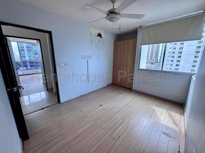 Se Vende Apartamento en Punta Pacifica YDU
